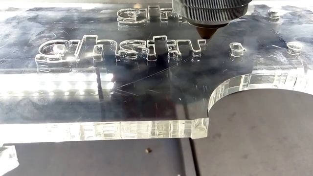 Лазерный станок HS-Z1390M резка акрила 150W смотреть онлайн