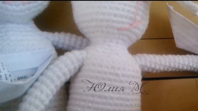 Зайцы крючком. Амигуруми. Вязанные зайцы смотреть онлайн