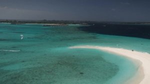 Официальное видео отеля Six Senses Laamu 5* на Мальдивах. Лучшие водные виллы на Мальдивах