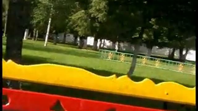 Бульвары и заборы на Ленинском.avi смотреть онлайн