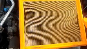 Peugeot 206 1.1l Air Filter Change How To
