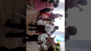 танец- лодочки.