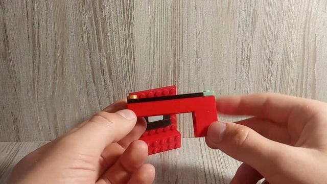 Как сделать САМЫЙ МАЛЕНЬКИЙ ПИСТОЛЕТ из ЛЕГО