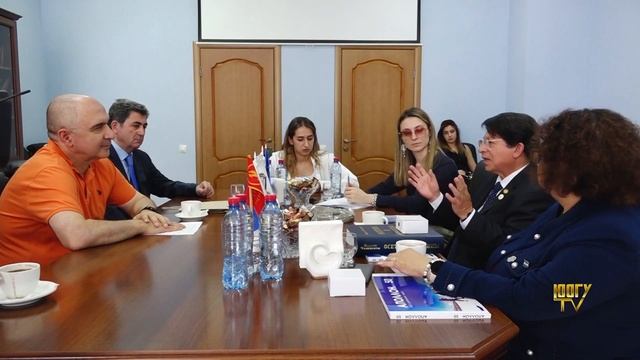 ЮОГУ посетили Денис Монкада Колиндрес и Альба Асусена Торрес Мехия