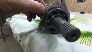 Откуда и почему появилась течь масла с редуктора