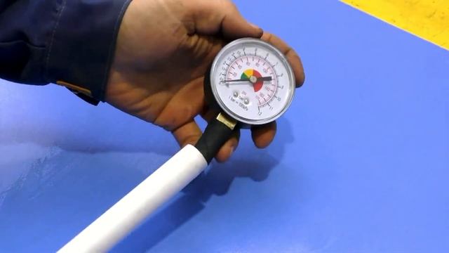 манометр своими руками пригодится ВСЕМ водителям… смотреть онлайн