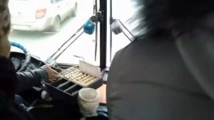 Не держусь за перила в автобусе!