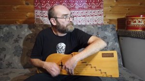 Наигрыш на псковских гуслях «Сербирьянка». Исполняет Алексей Мехнецов