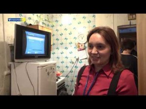 Волонтёры помогли жительнице Кушнаренково перейти на цифровое телевидение