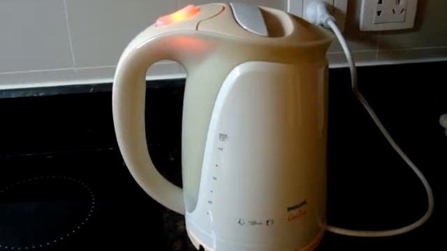 電気ケトル Philips HD4681　220V2000W
