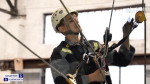 Занятие №33. Работа методом маятника на стене жилого дома.