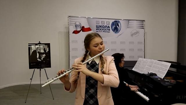 Елена Евтушевская _Рождественская ночь_. исполняет Лущекина Анна.mp4 смотреть онлайн