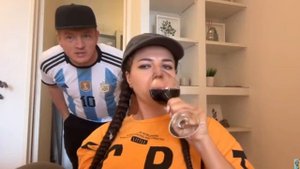 Честные Пьяная Вахтерша баба лиза и  Пьяный BarBoss дурачок виталька стрим своим ходом виталий ичин