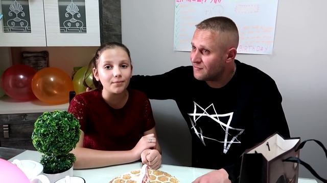 ПАПА ПЛАЧЕТ Ира ПОЗДРАВИЛА Папу и СПЕЛА Трогательную ПЕСНЮ
