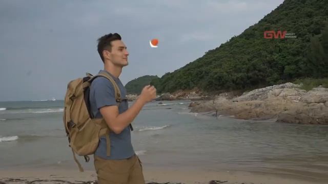 GIGA Pump2: The Smallest Air Pump & Lantern 3 in 1|Gadget Wonders смотреть онлайн