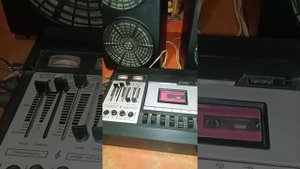 магнитофон Россия 211-1 стерео с оригиналом кассеты была в комплекте с магнитофоном сохранился.