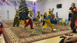 Танец разбойников ( детский садик )