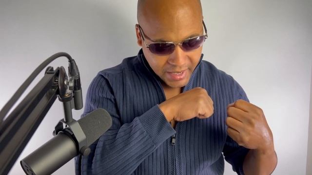 Lattafa Najdia vs Rasasi Hawas (Middle Eastern Clone Battle) смотреть онлайн