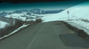 Алтай. Горная дорога. Вид из авто.