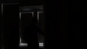 Ого, а они реально защищают от солнца и на столько! Шторы блэкаут от Жалюзи Мастер!.mp4