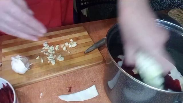 Капуста пелюстка со свёклой.