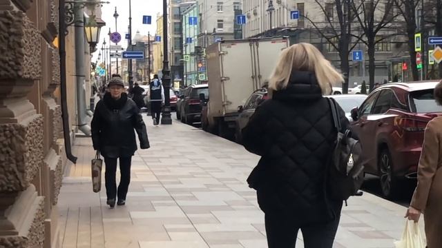 Выгуливаем осенние образы Стрит стайл Петербурга на Петроградской Что надето Fashion Walking Style