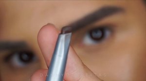 HOW TO SHADE MATCH YOUR BROWS & BROW TUTORIAL | L’Oreal Paris Brow Artist Xpert Ad