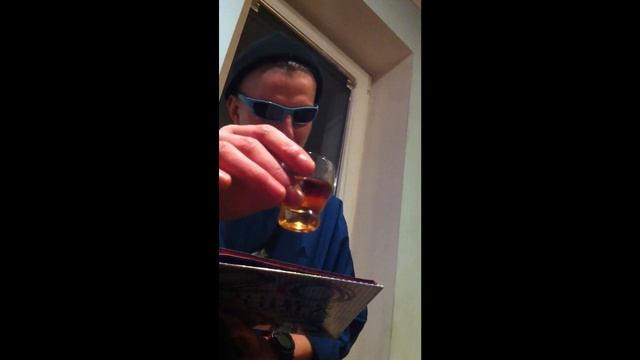 Показываю жопу (Бонус видео учитель Лысый Чёрт) смотреть онлайн