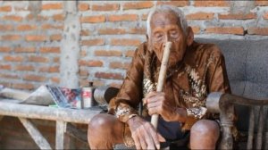 В возрасте 146 лет умер самый старый житель Земли...