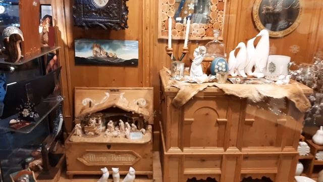италия Cortina D'ampezzo,аристократы и антиквариат
