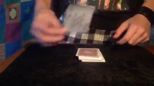 Карточные фокусы прочтение карты руками