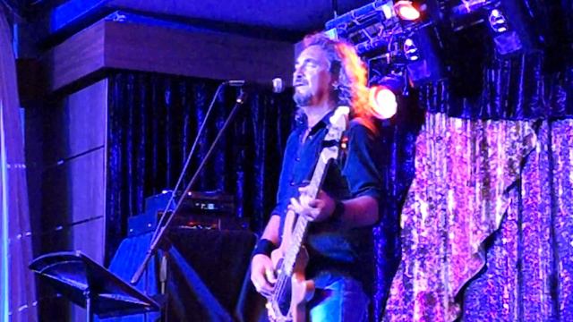 Jeff Brown - Needles and Pins смотреть онлайн