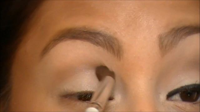 Simple Neutral Eye tutorial: (NYX nude on nude eye shadow palette) смотреть онлайн