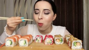ОБО ВСЕМ И НЕОЧЕМ / СУШИ ? РОЛЛЫ MUkbang Ayka Emilly