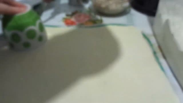 Пирожки с мясом и яблоками в десертнице Пышка 8. смотреть онлайн