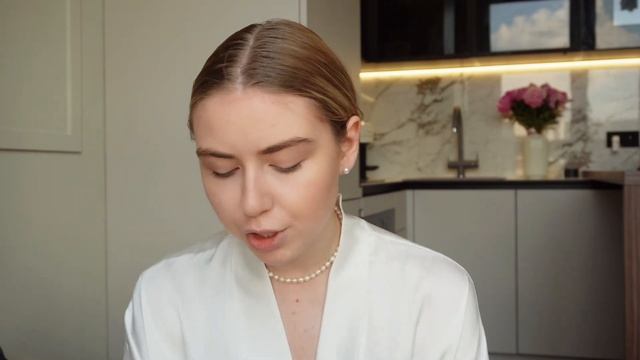 МАКИЯЖ С ИДЕАЛЬНЫМ ТОНОМ на каждый день // любимые продукты смотреть онлайн