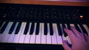 Roland SH-5 sample & hold loop