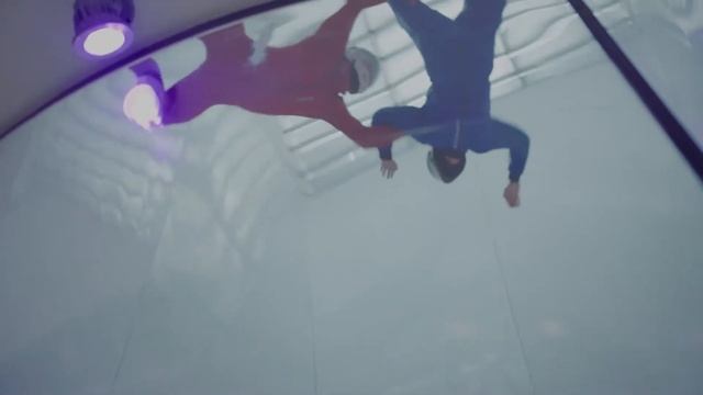 Хотите сделать незабываемый подарок? Приглашаем в аэродинамическую трубу VACUUM смотреть онлайн