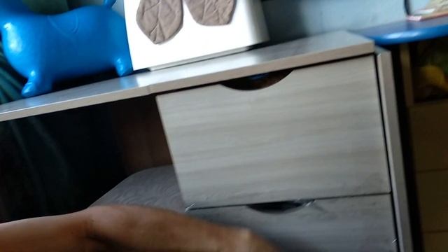 Завтрак и обед. Уборка от папы. Чем отмыть клей от скотча. В парке. смотреть онлайн