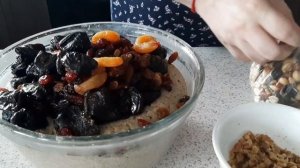 Рецепт черного ржаного десертного хлеба с сухофруктами и орехами
