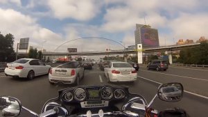 На большом круизёре по пробкам (vulkan voyager 1700)