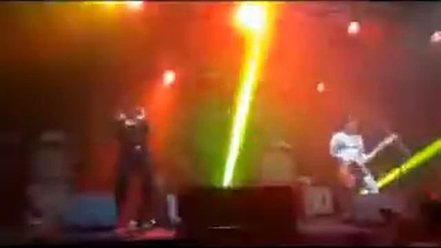 7 раса,Антон "Пух" Павлов(F.P.G)-Снаружи всех измерений (cover Гражданская оборона). смотреть онлайн