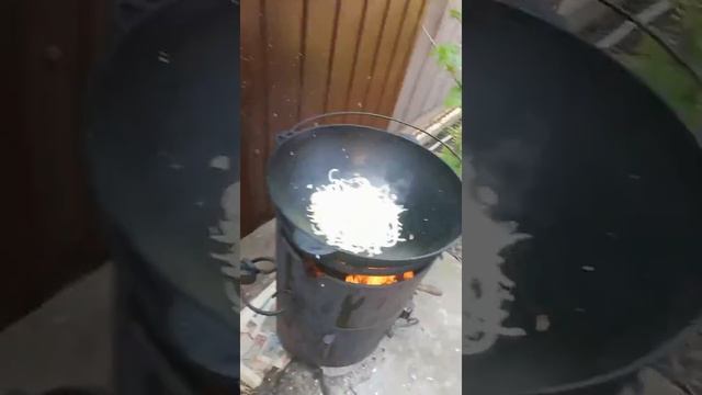 Готовим в казане. Соус с ребрышками смотреть онлайн