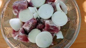 Шашлык из свинины в маринаде с аджикой