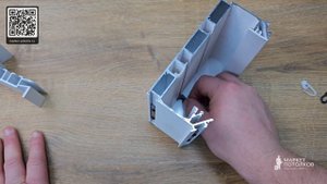 Чёрные крючки для штор в скрытый карниз для натяжного потолка | Lumfer | Маркет потолков