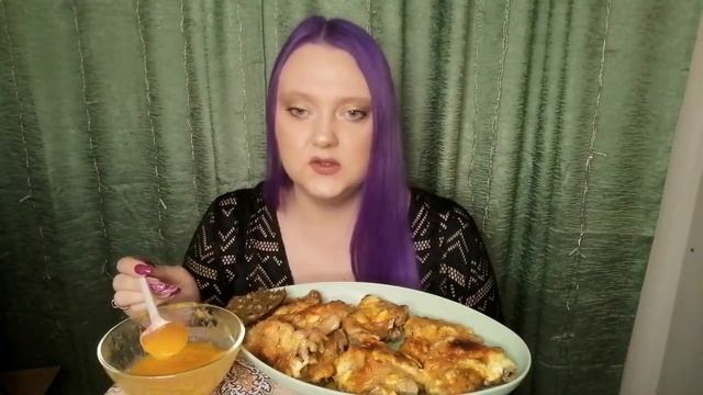 Мукбанг/Mukbang. Запечённые бёдрышки и тыквенный суп. смотреть онлайн