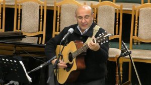 "Помолись за меня мама,помолись..."