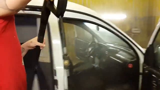 Быстрая химчистка салона
