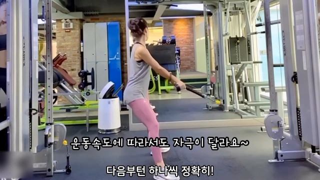 (Eng)vlog운동첫일상.전설의이소라다이어트비디오로 홈트시작한40대언니.# 바디빌더대회?나갈뻔한썰과사진공개.The secret to making a middle-aged bod смотреть онлайн