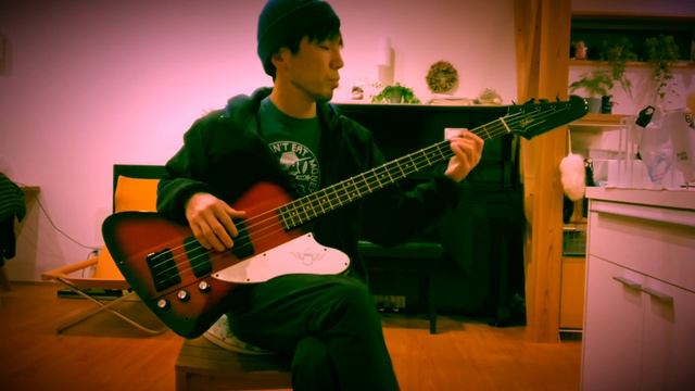 Khruangbin /So We Won’t Forget Tokai のサンダーバードで録音⚡️ смотреть онлайн